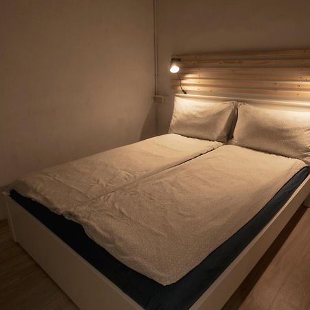 Ruifang Yi Hostel New Taipei City Zewnętrze zdjęcie