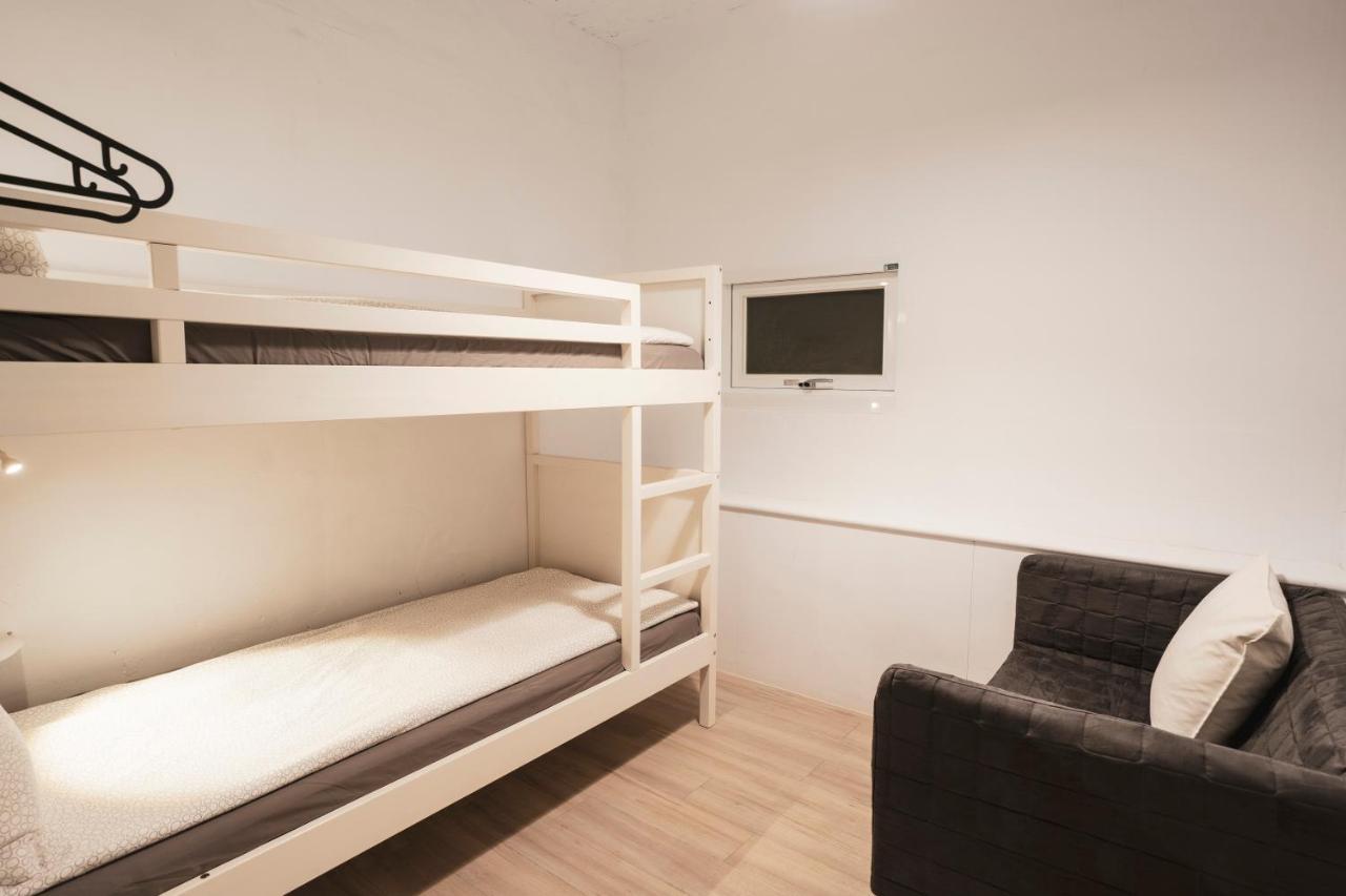 Ruifang Yi Hostel New Taipei City Zewnętrze zdjęcie